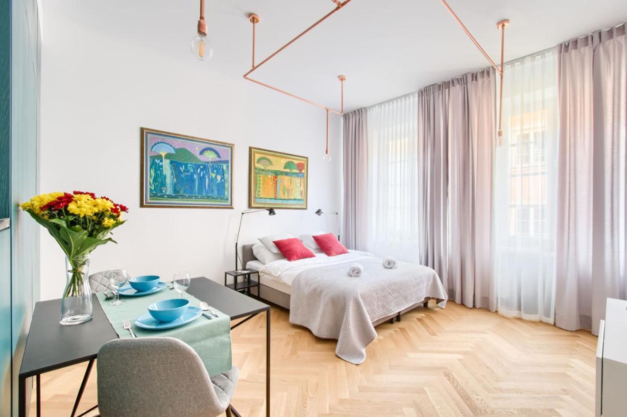 P&o Serviced Old Town Square Studio Apartment Warsaw