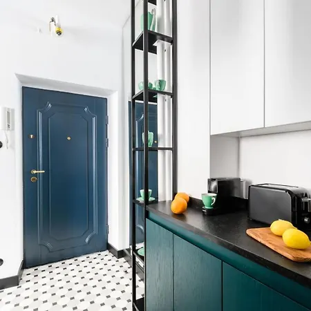 P&O Serviced Apartments Old Town Square Studio Warsaw Exterior photo