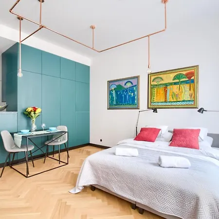 P&O Serviced Apartments Old Town Square Studio Warsaw Exterior photo